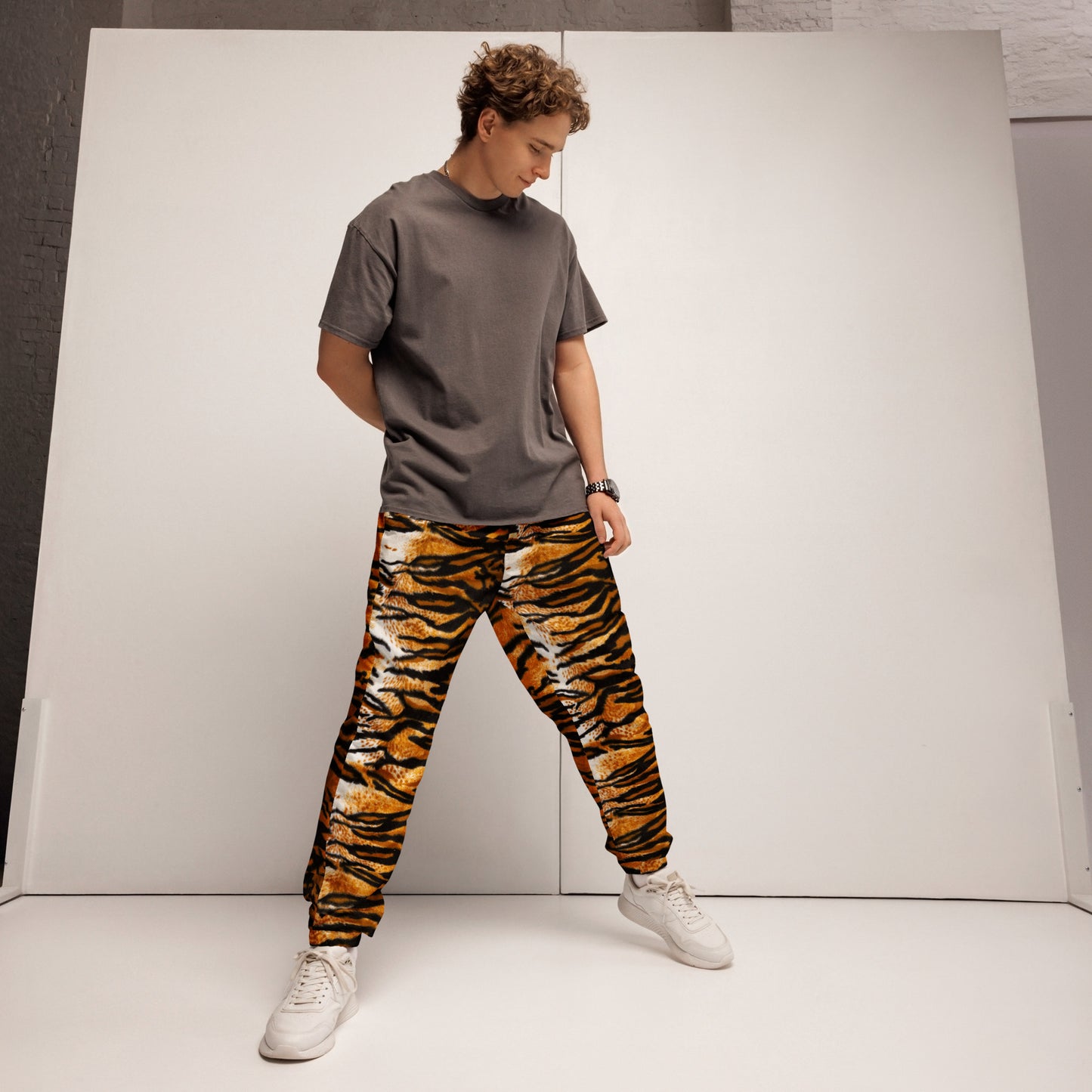 Val Unisex track pants